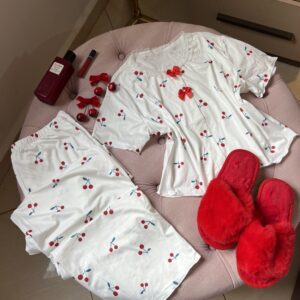 pyjamas cerise