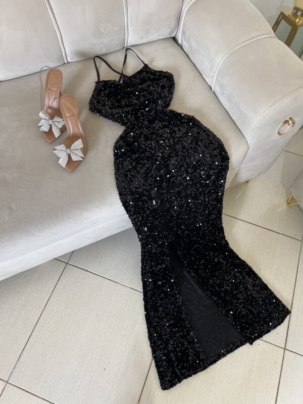 Nadine – Image 2
